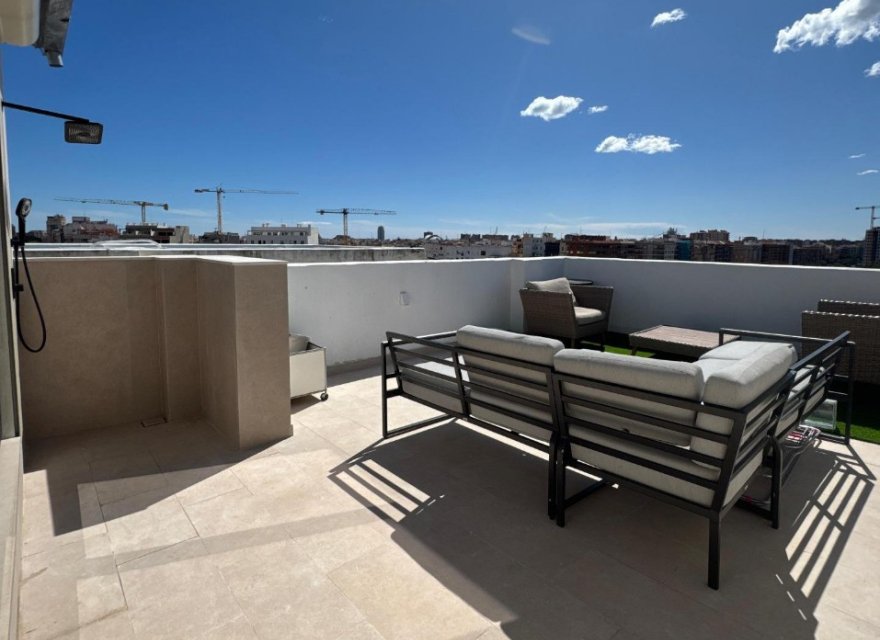 Resale - Apartment - Valencia