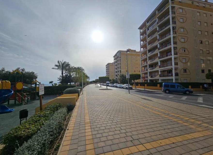 Resale - Apartment - Villajoyosa - Playa Torres