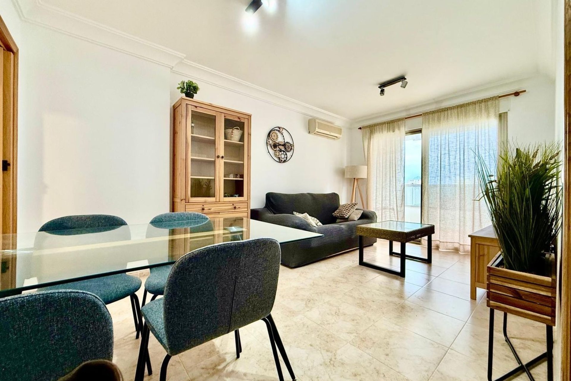 Resale - Apartment - Villajoyosa