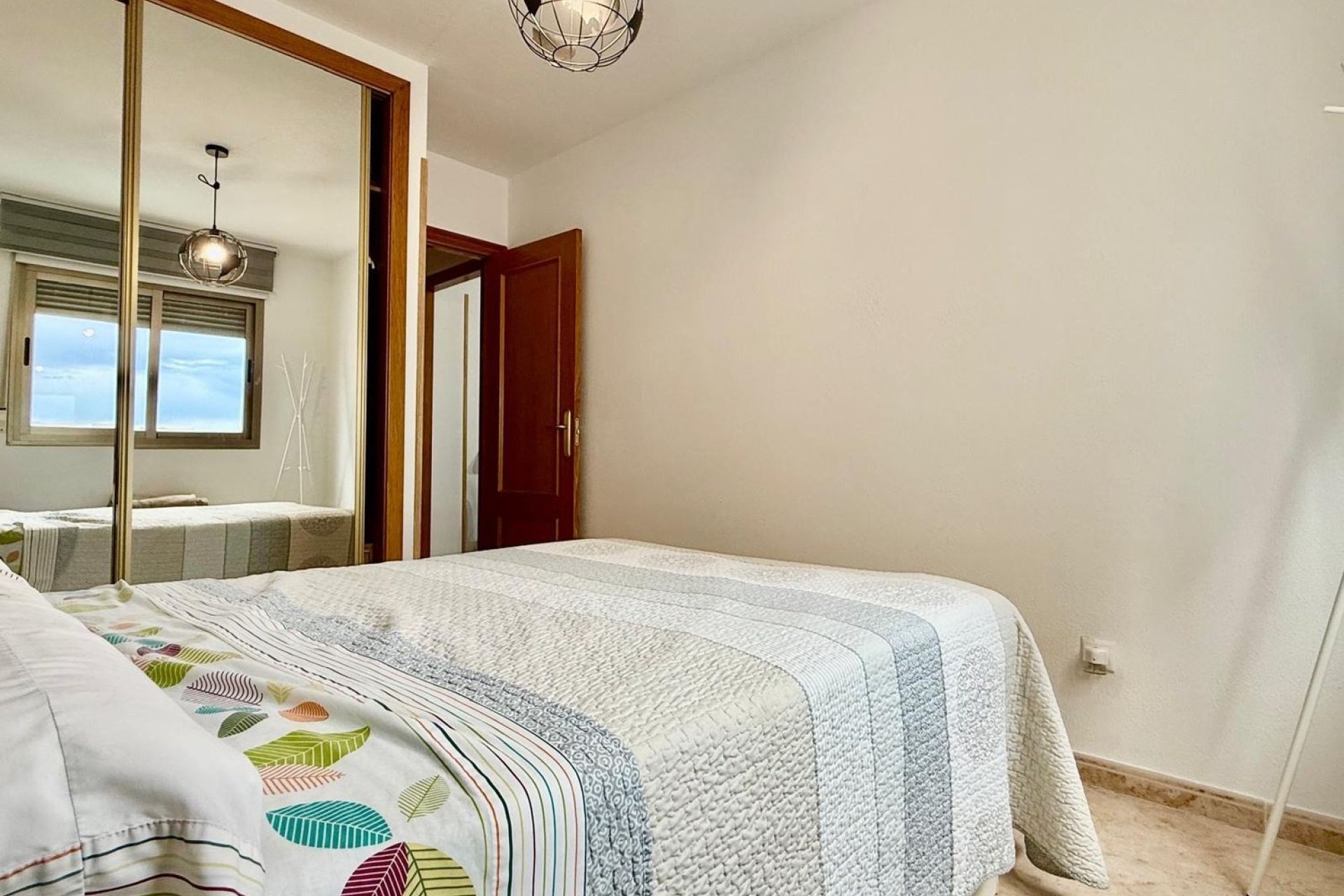 Resale - Apartment - Villajoyosa