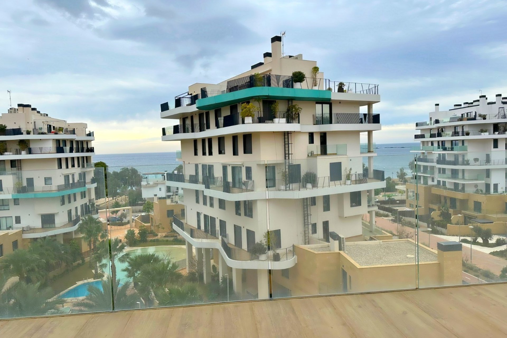 Resale - Apartment - Villajoyosa