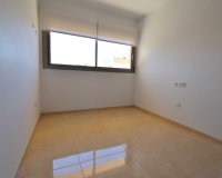 Resale - Apartment - Villamartin