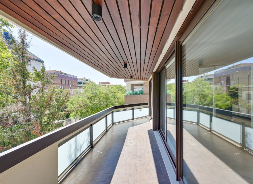 Resale - Apartment - Zona Alta