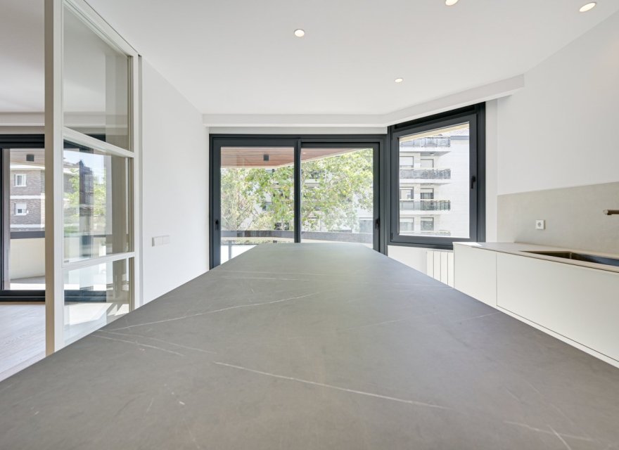 Resale - Apartment - Zona Alta