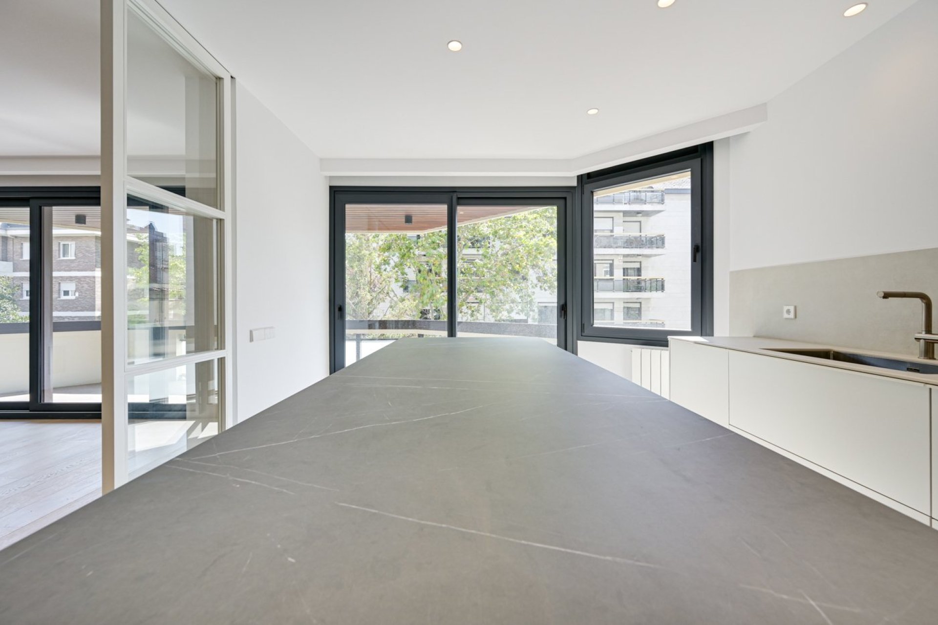 Resale - Apartment - Zona Alta