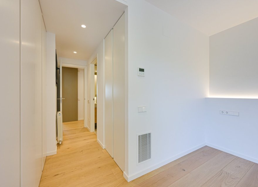 Resale - Apartment - Zona Alta