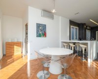 Resale - Apartment - Zona Alta