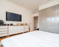 Resale - Apartment - Zona Alta