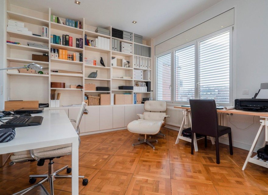 Resale - Apartment - Zona Alta