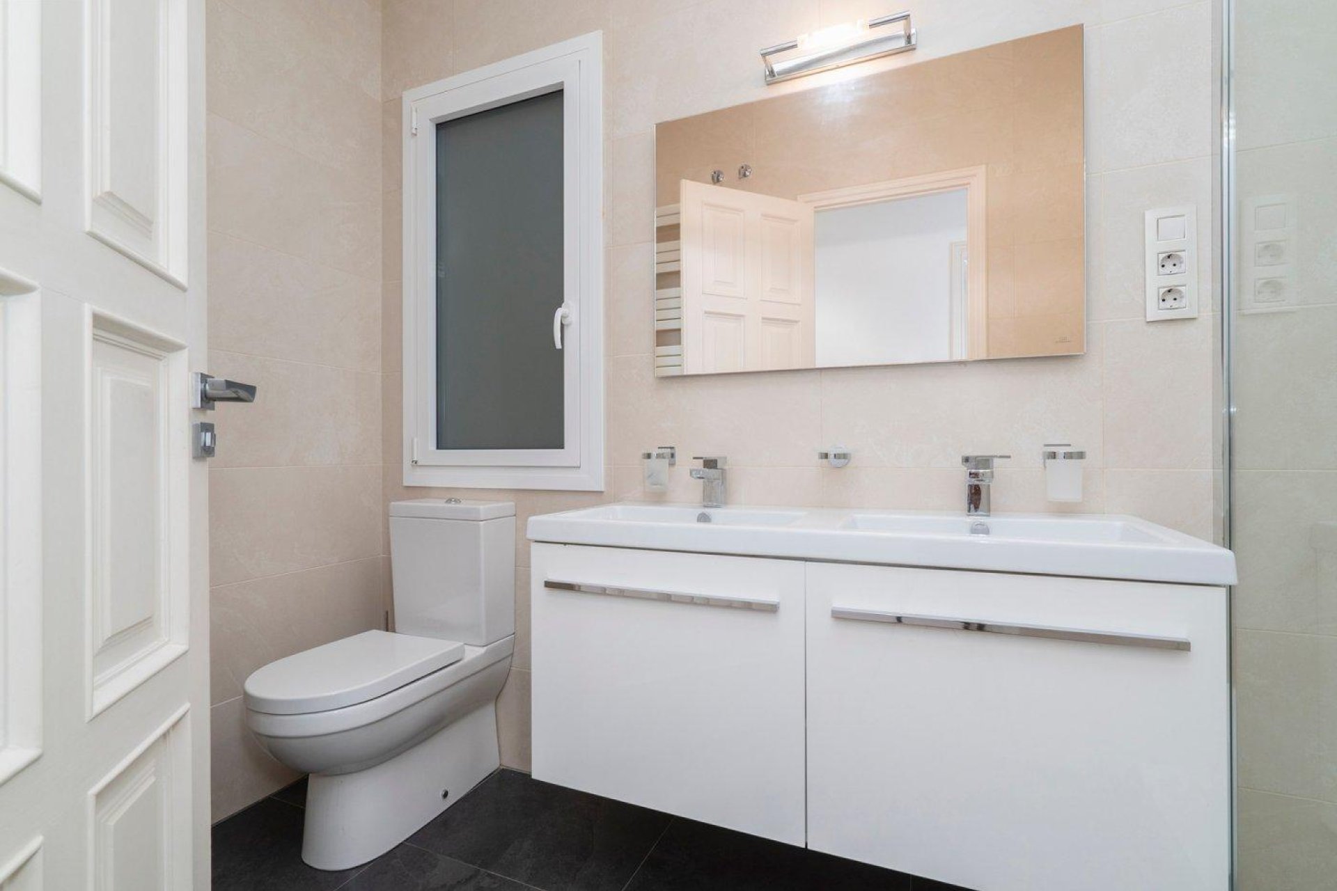 Resale - Apartment - Zona Alta