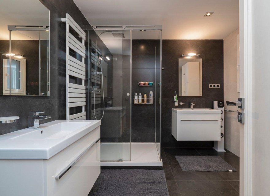 Resale - Apartment - Zona Alta