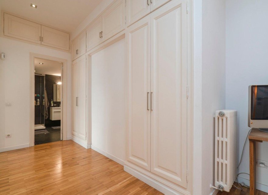 Resale - Apartment - Zona Alta