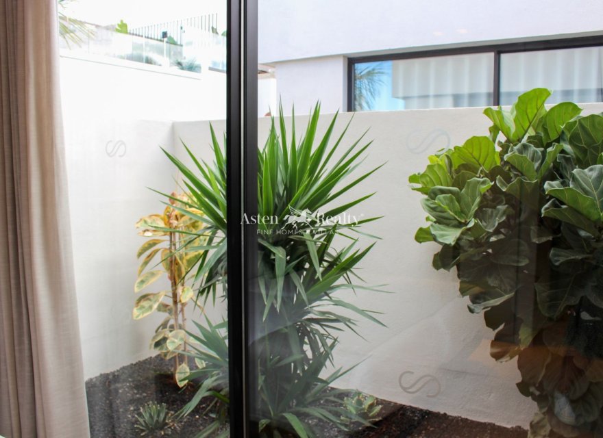 Resale - Bungalow - La Caleta - Golf Costa Adeje