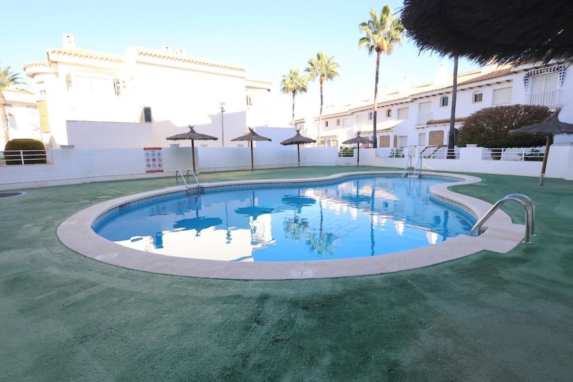 Resale - Bungalow - Orihuela Costa - Costa Blanca