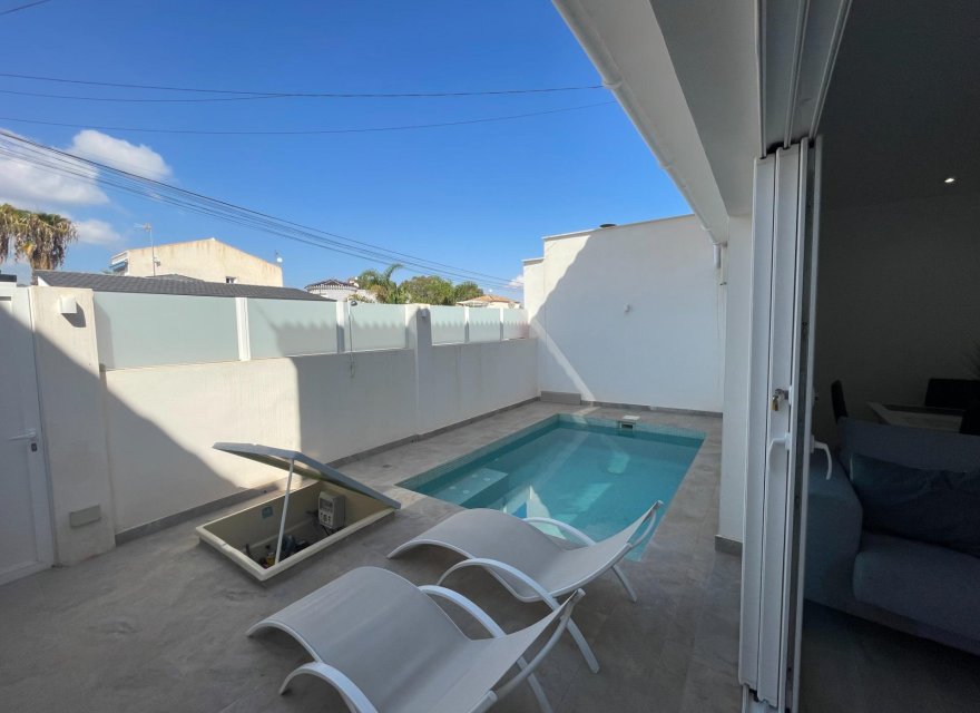 Resale - Bungalow - Orihuela Costa - La Regia