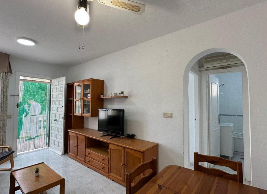 Resale - Bungalow - Orihuela Costa - Los Almendros-la Florida