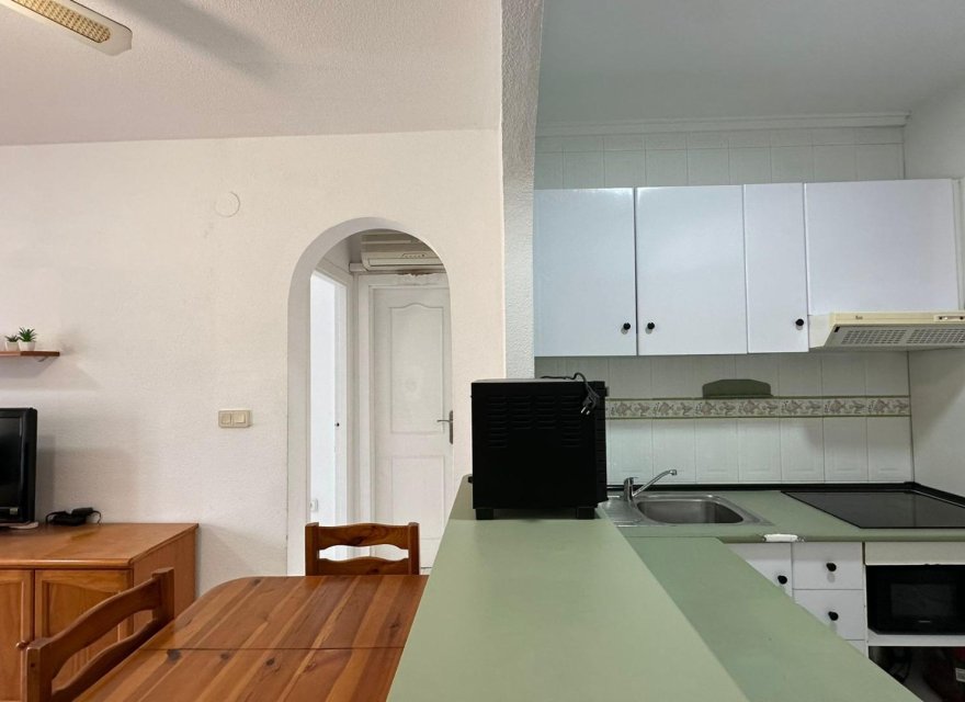 Resale - Bungalow - Orihuela Costa - Los Almendros-la Florida