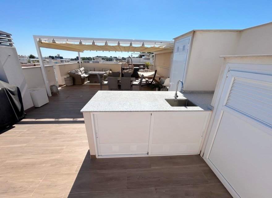 Resale - Bungalow - Torrevieja