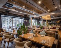 Resale - Commercial - Eixample