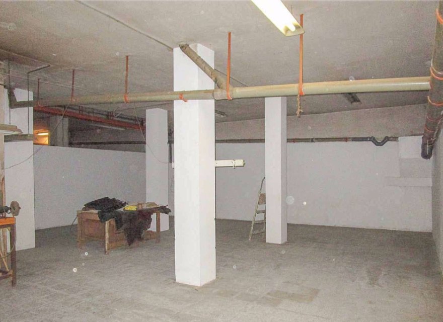 Resale - Commercial - Eixample