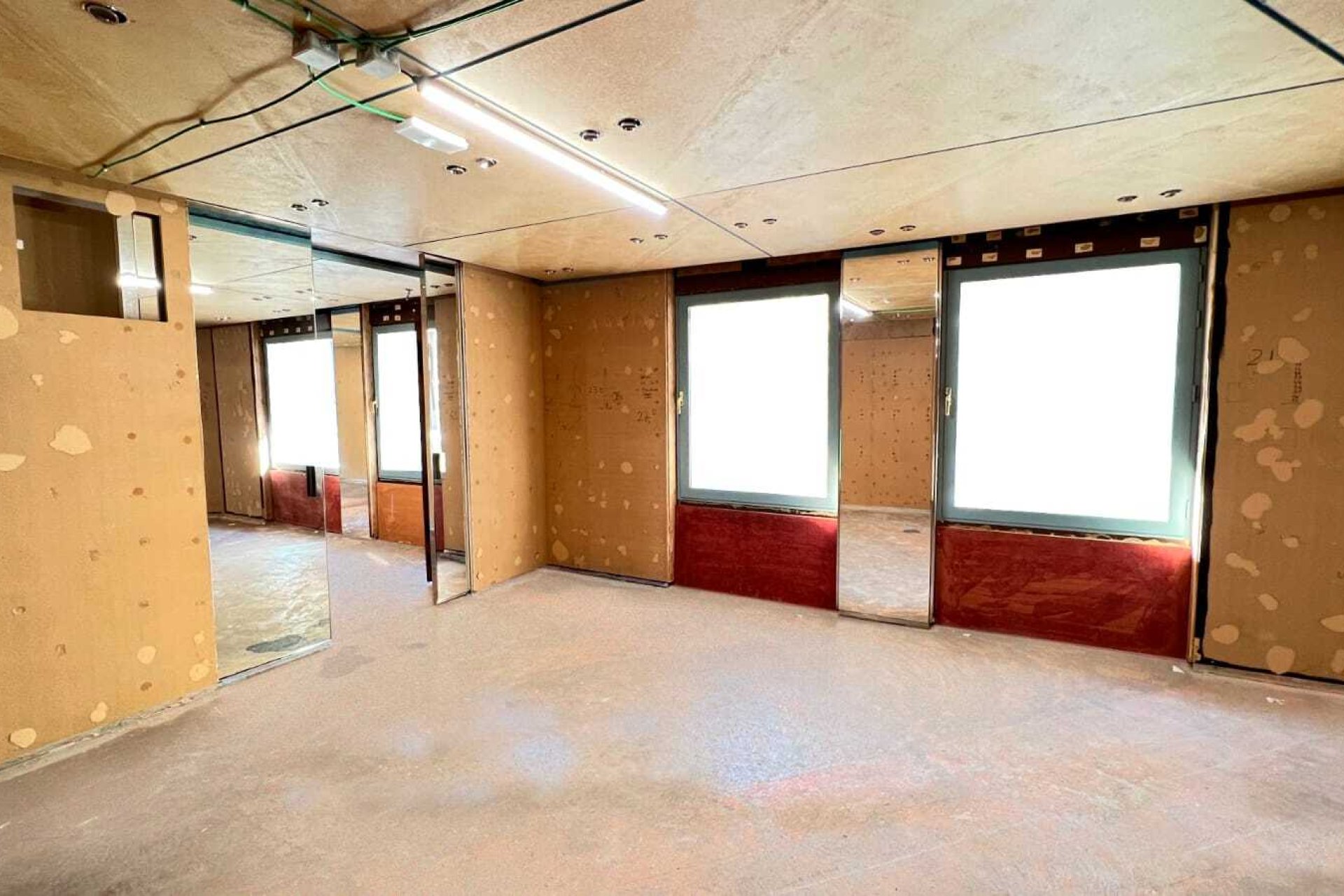 Resale - Commercial - Eixample