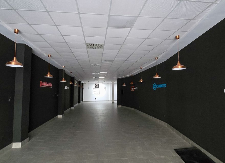 Resale - Commercial - Guardamar del Segura - Center