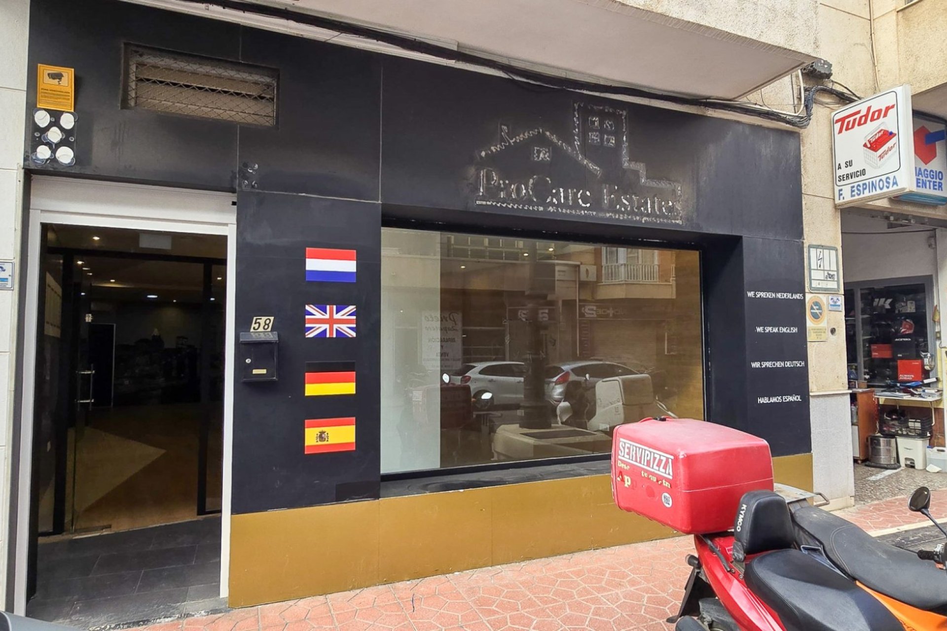 Resale - Commercial - Guardamar del Segura - Center