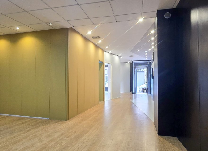 Resale - Commercial - Guardamar del Segura - Center