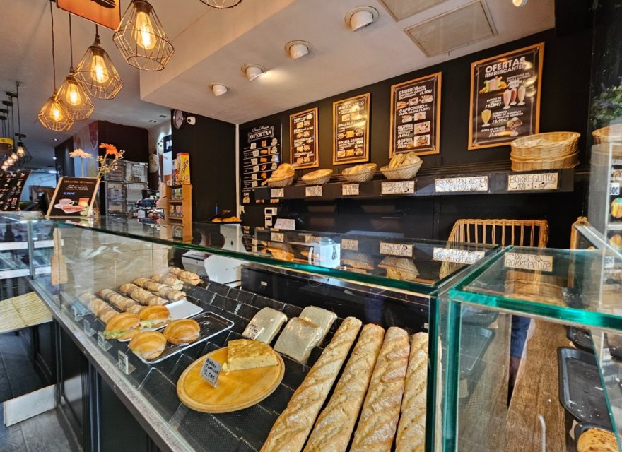 Resale - Commercial - Horta-Guinardo