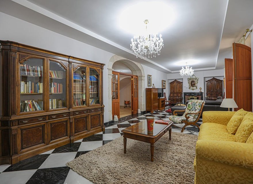 Resale - Commercial - Llucmajor