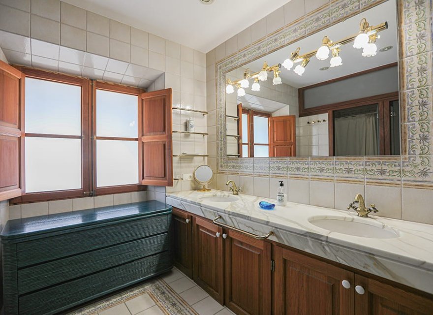 Resale - Commercial - Llucmajor