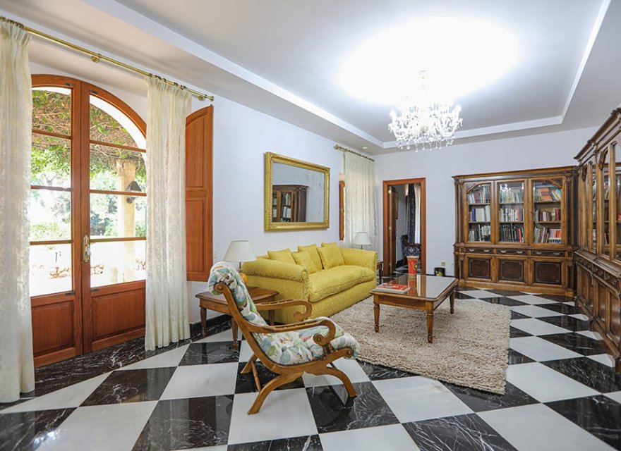 Resale - Commercial - Llucmajor