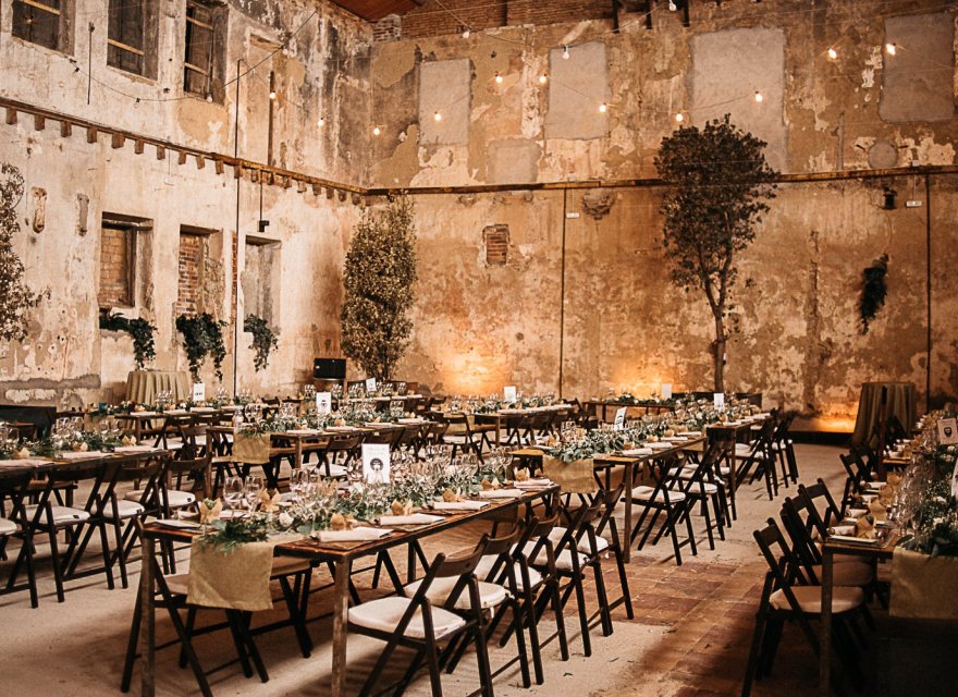 Resale - Commercial - Rubi