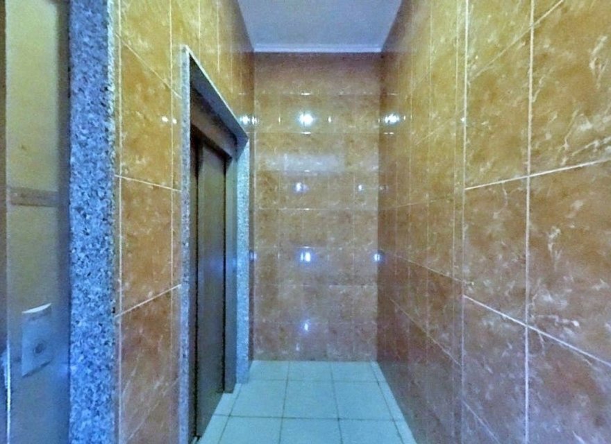 Resale - Commercial - Torrevieja