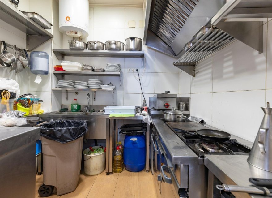 Resale - Commercial - Valencia - Benimamet