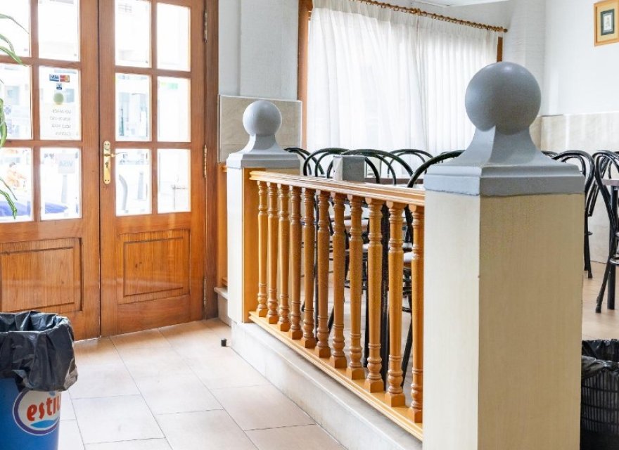 Resale - Commercial - Valencia - Benimamet