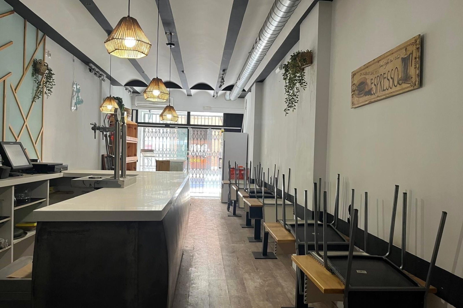 Resale - Commercial - Valencia - Patraix