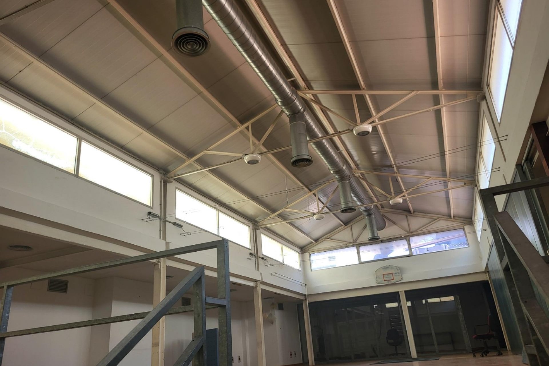 Resale - Commercial - Valencia