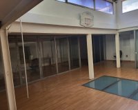 Resale - Commercial - Valencia