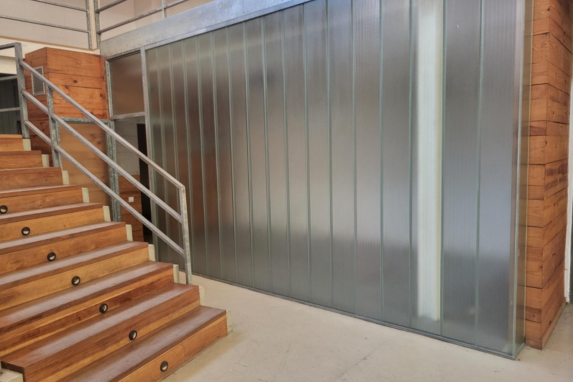 Resale - Commercial - Valencia