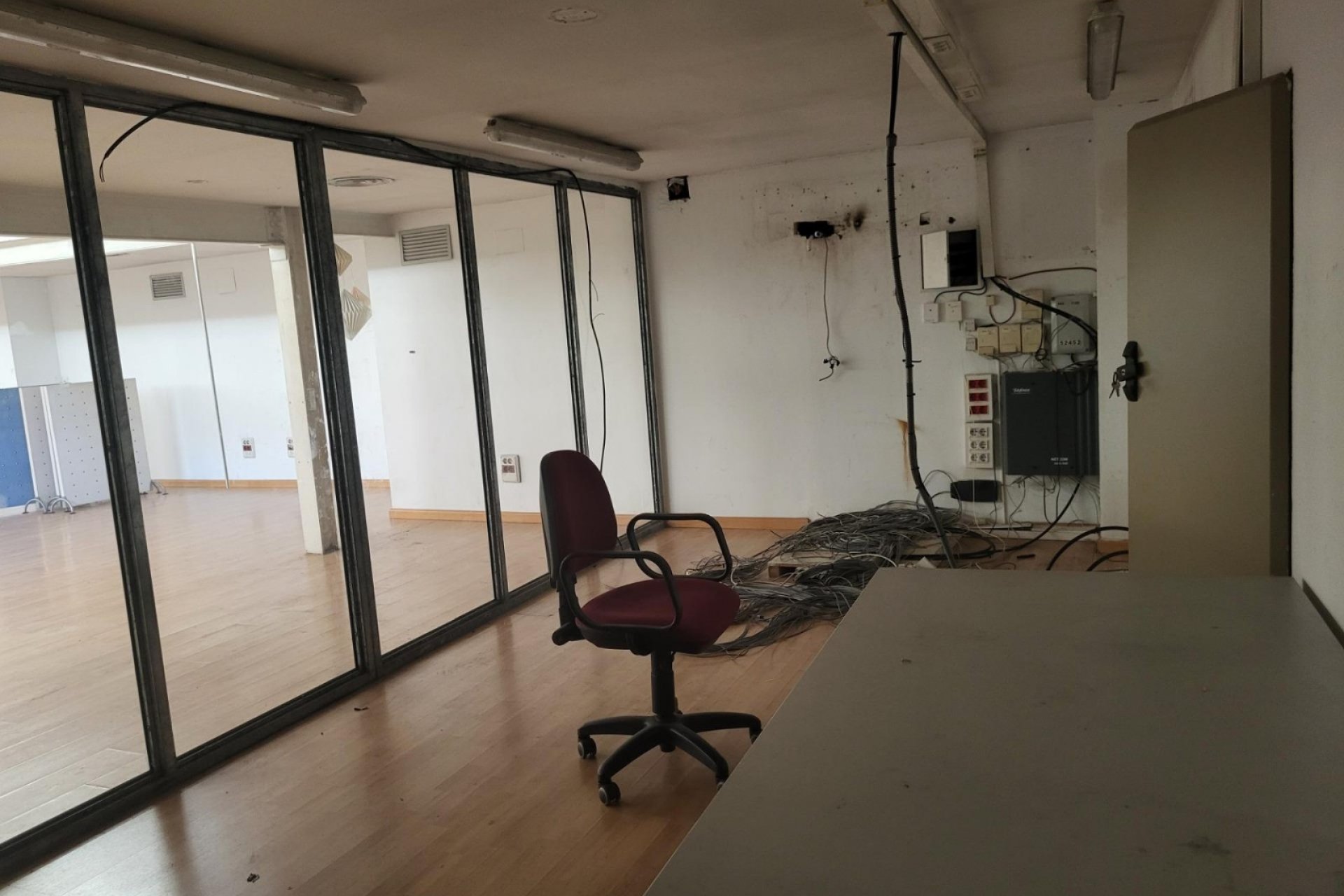 Resale - Commercial - Valencia