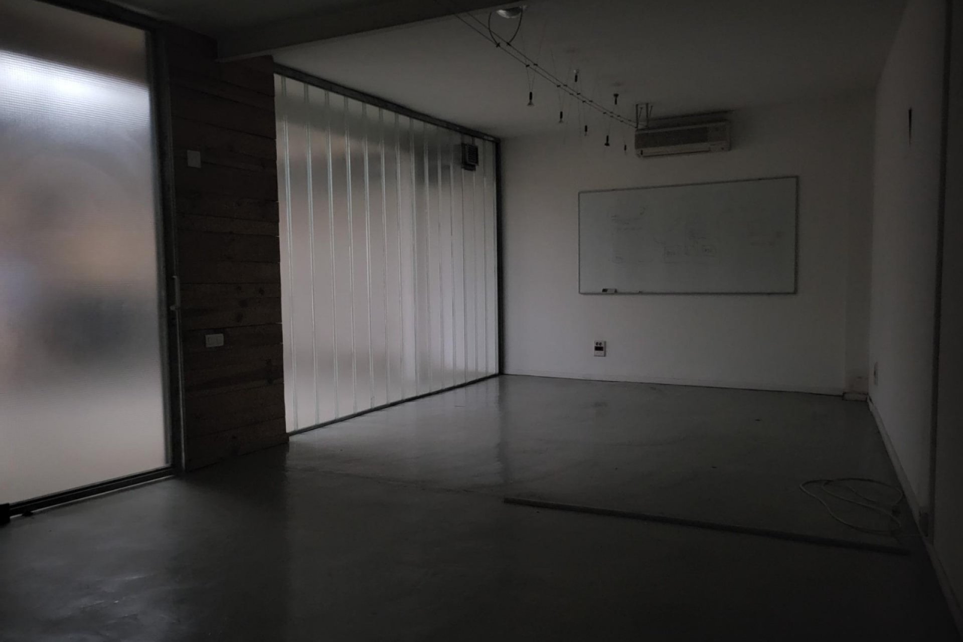 Resale - Commercial - Valencia