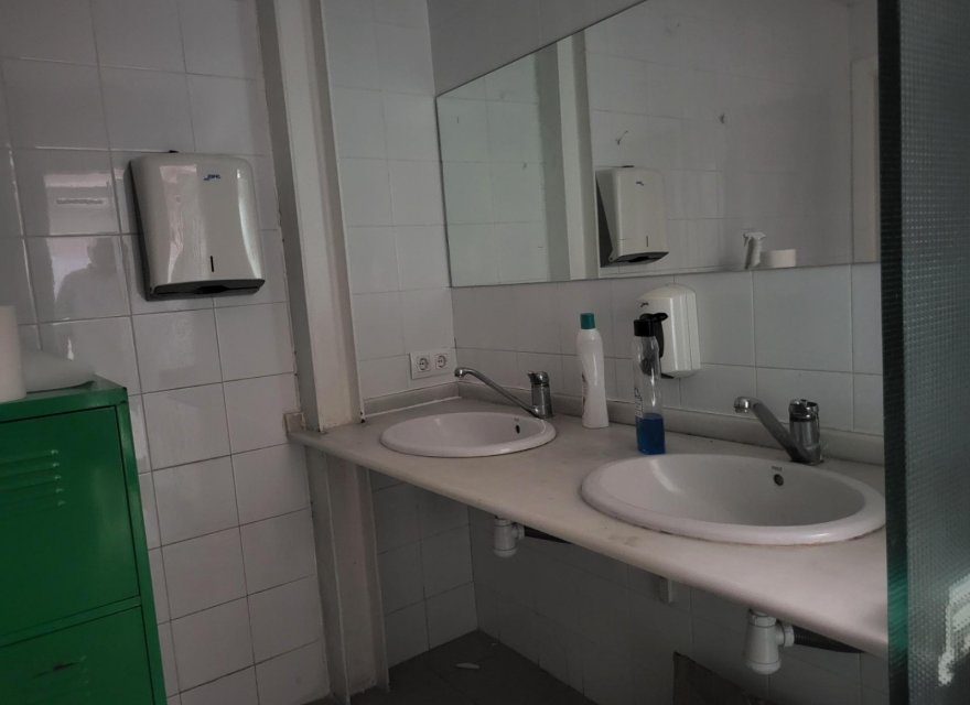 Resale - Commercial - Valencia