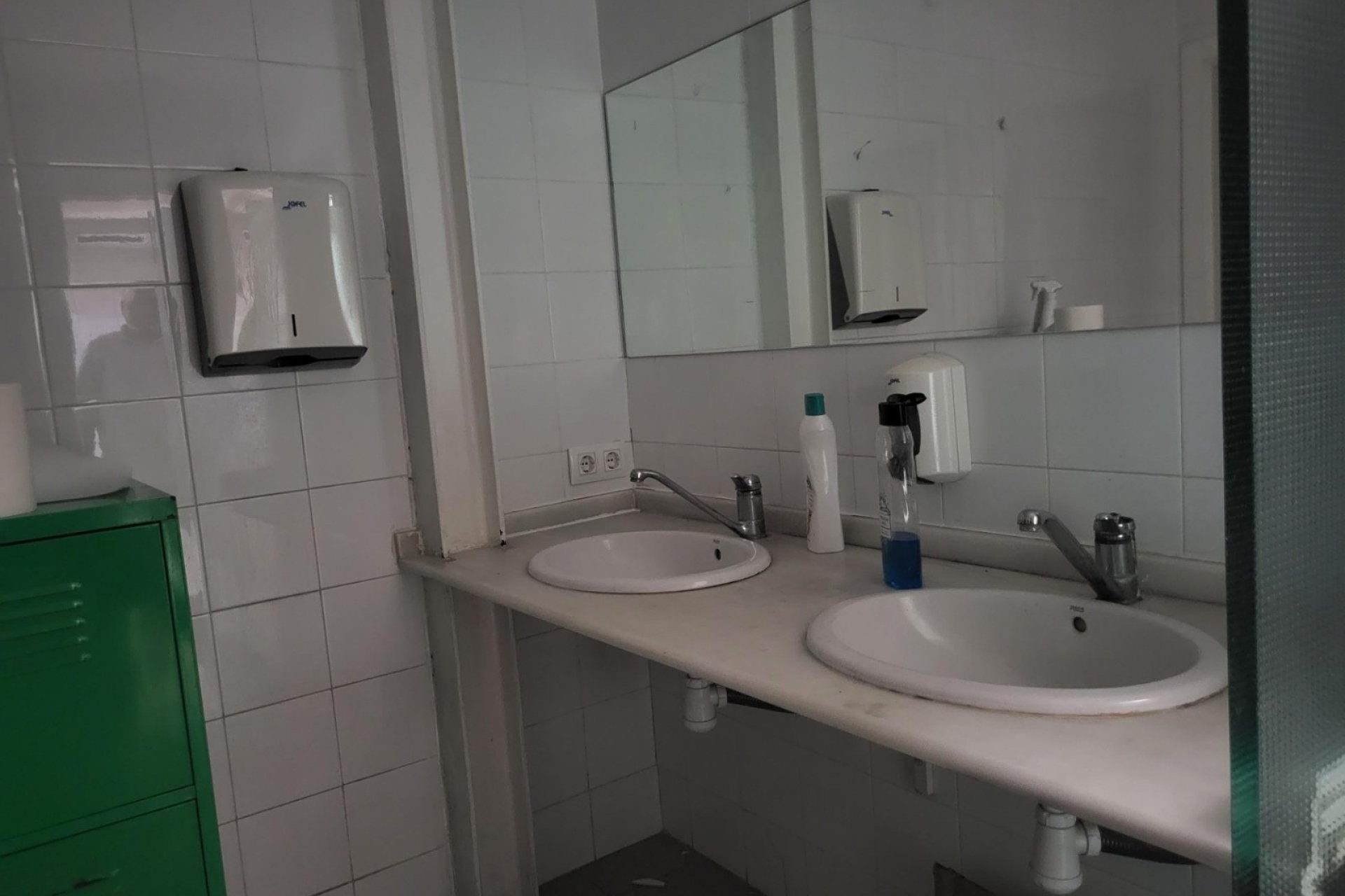 Resale - Commercial - Valencia