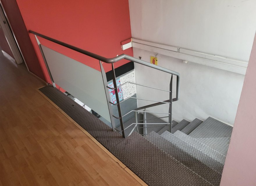 Resale - Commercial - Valencia