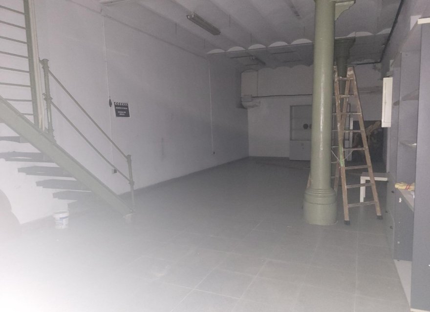 Resale - Commercial - Valencia