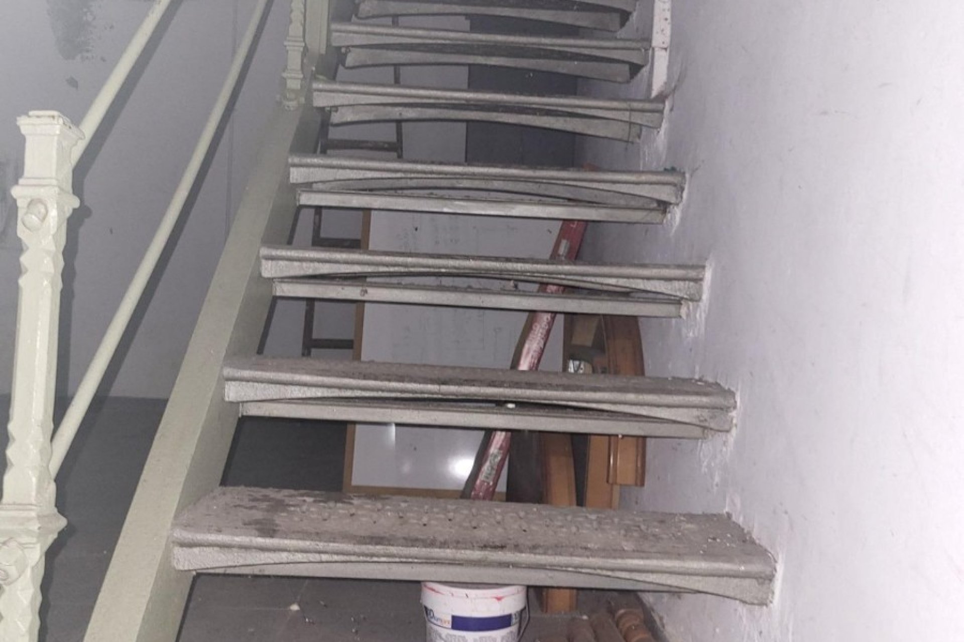 Resale - Commercial - Valencia