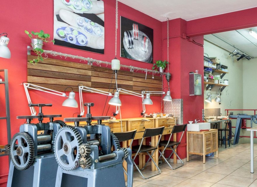 Resale - Commercial - Zona Alta