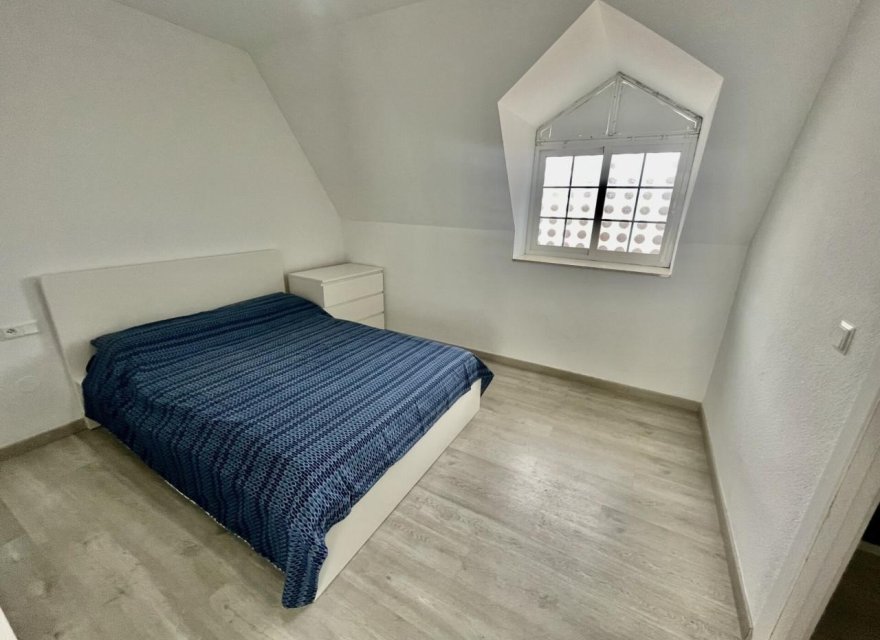 Resale - Duplex - Alicante (San Juan) - Cabo de las Huertas