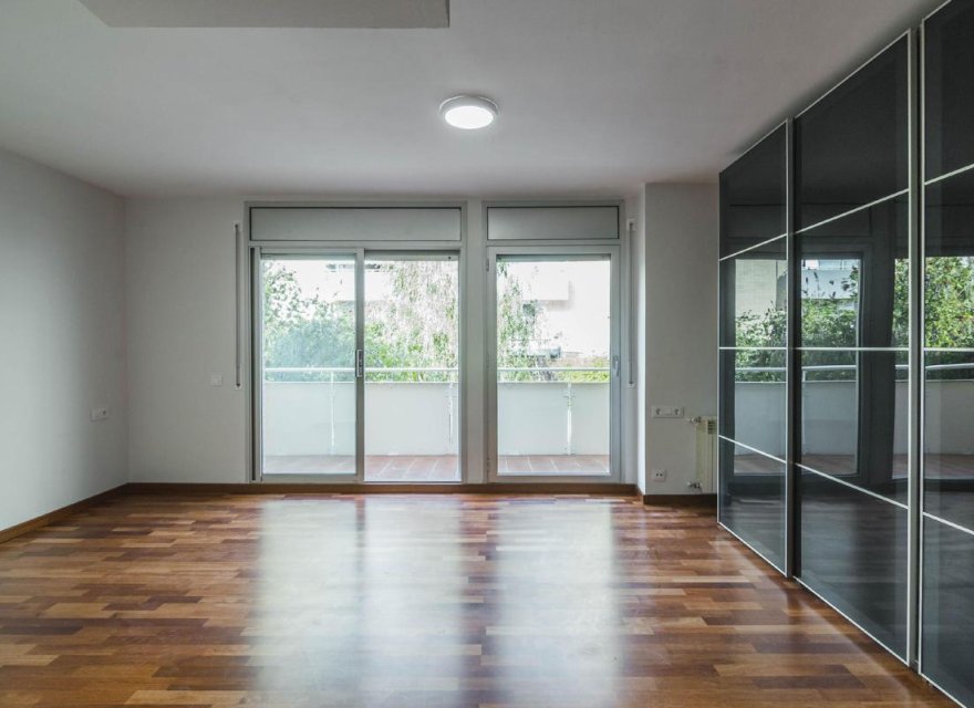 Resale - Duplex - Diagonal Mar